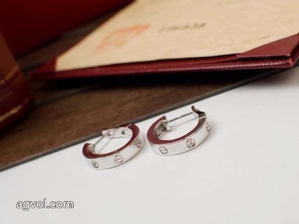 人気急上昇不動の人気2025最新ブランド 偽物 通販イヤリングCARTIER 5 