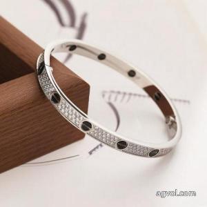 腕輪リッチな印象に洗練されたスタイルスーパー コピー 通販CARTIER