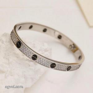 腕輪リッチな印象に洗練されたスタイルスーパー コピー 通販CARTIER