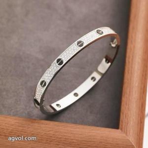 腕輪リッチな印象に洗練されたスタイルスーパー コピー 通販CARTIER