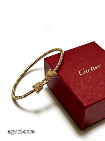 CARTIER    アクセサリー即発＆お取寄せ 今年らしく魅力的アップ セレブ愛用♪ブランド コピー 安心. 5 